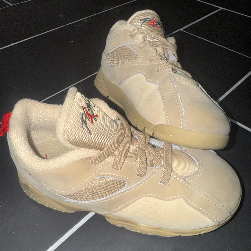 Kids Jordan Shoes